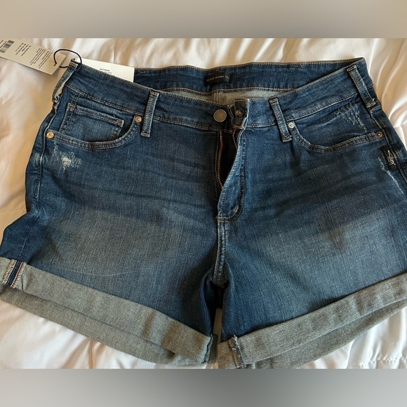 NWT Women's Plus Size Silver Boyfriend Mid Rise Short plus size 18 - Picture 7 of 8